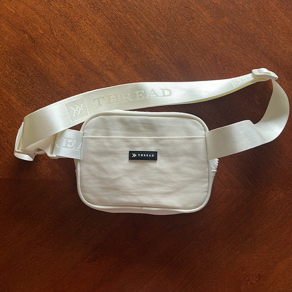 Thread nylon crossbody bag - Picture 2 of 5